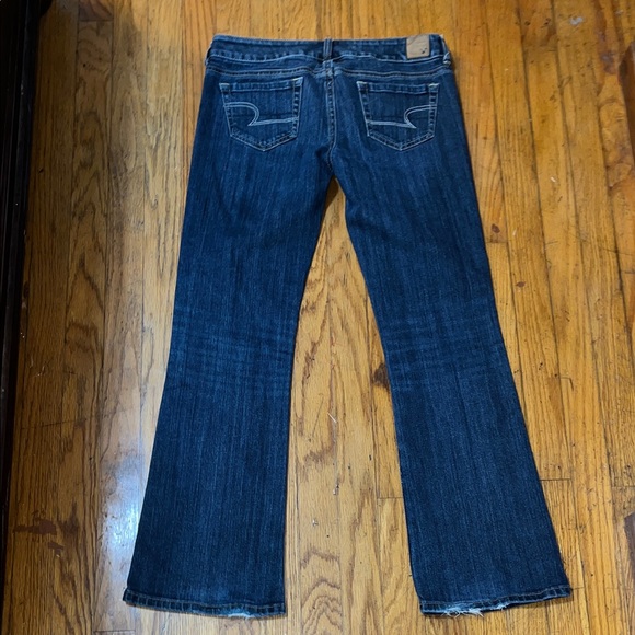 American Eagle Outfitters Stretch Favorite Boyfriend Blue Denim Jeans Size 4 - Picture 10 of 12